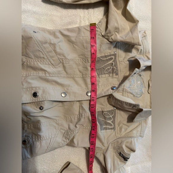 Stylish Tan Women's Jacket - Picture 4 of 6